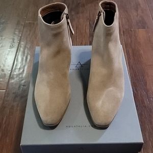 Brand new in box aquatalia suede tan boots